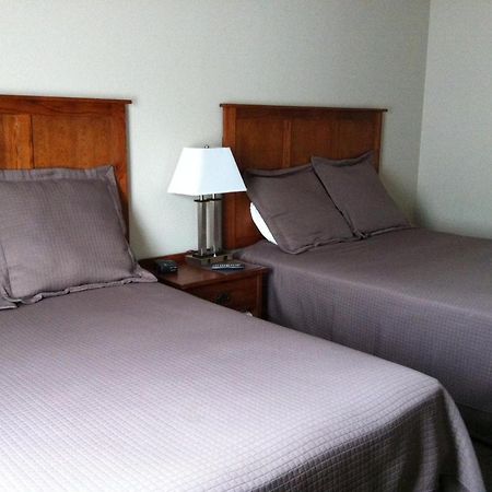 Pleasant Night Inn- Carthage Ny Exterior foto
